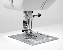Швейная машина Juki HZL F700