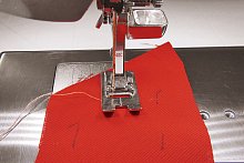 Лапка №40C для поперечного транспортера Bernina оптом