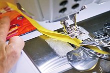 Устройство для окантовки фальцованной косой бейкой Bernina №87 (20/9.5 мм) оптом